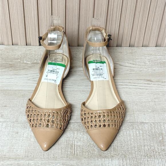 BCBGeneration Pointed Toe Flat with Ankle Strap Women's Shoes Size 6M - Picture 2 of 15